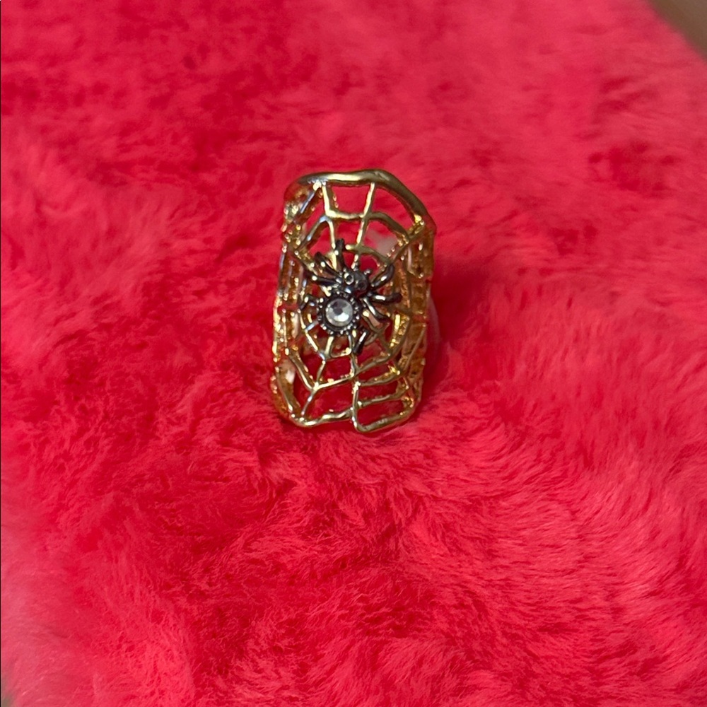 Costume Gold like  Spider Web Ring costume, jewellery